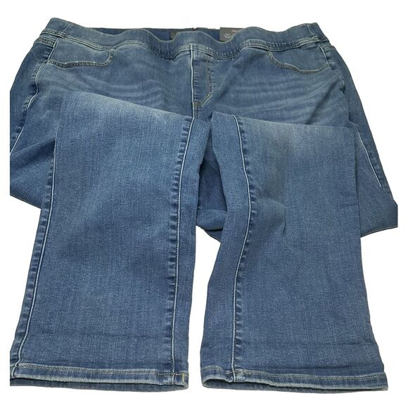 NWT Torrid Lean Jean Super Skinny Super Soft High Rise TALL Jean Size 4T/26W - Picture 4 of 14